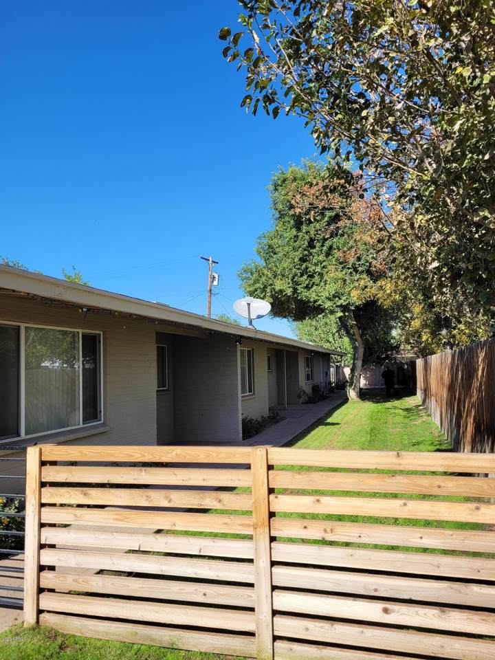 726 Pepper Place - Photo 1