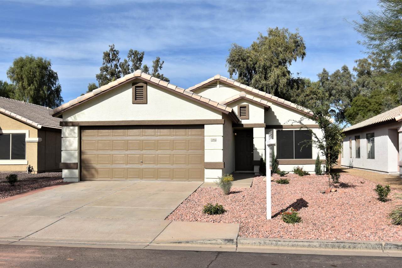 15916 Smokey Drive - Photo 1