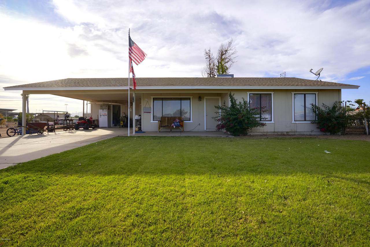 15888 151ST Avenue - Photo 1
