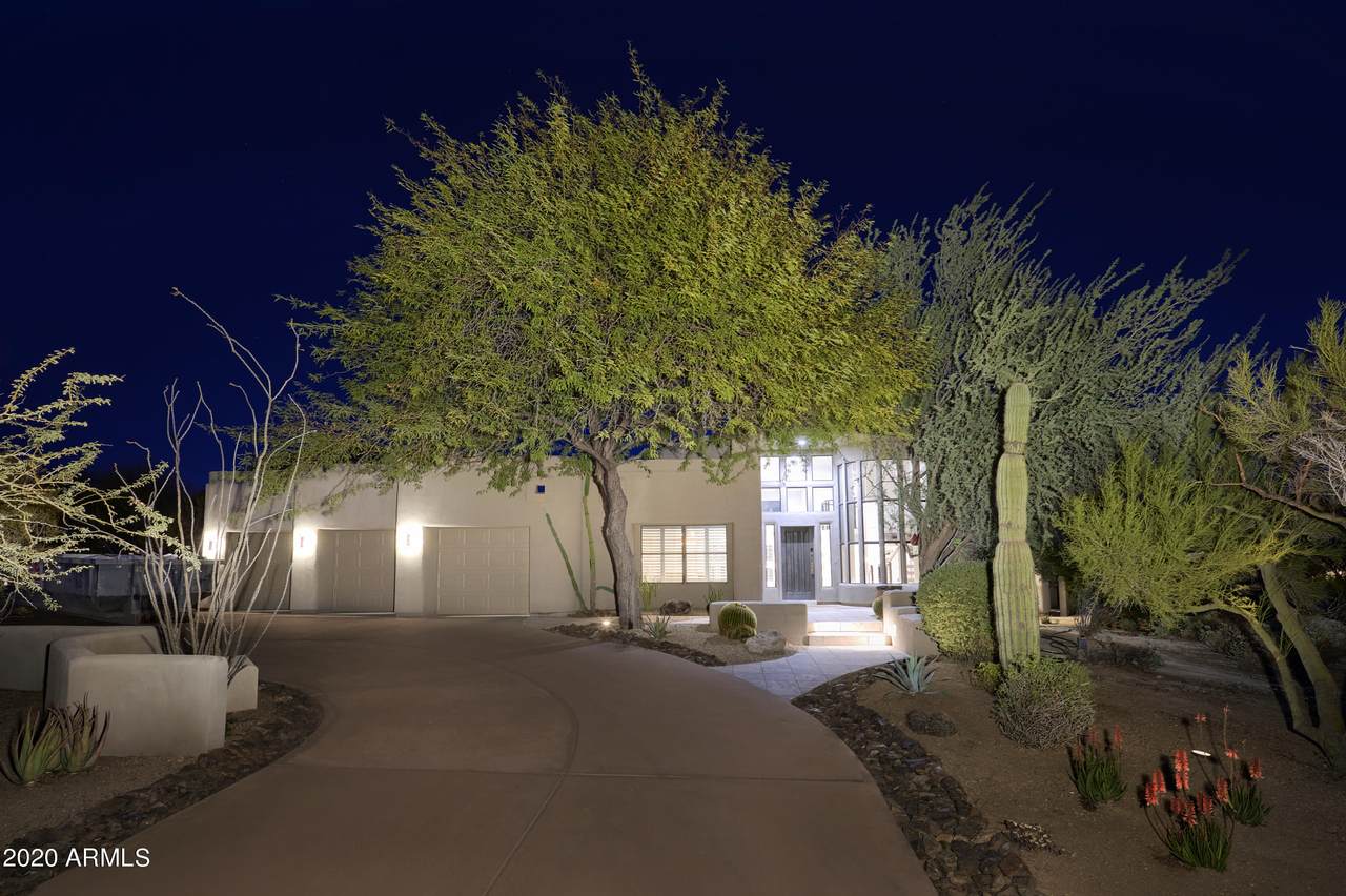 10040 Happy Valley Road - Photo 1