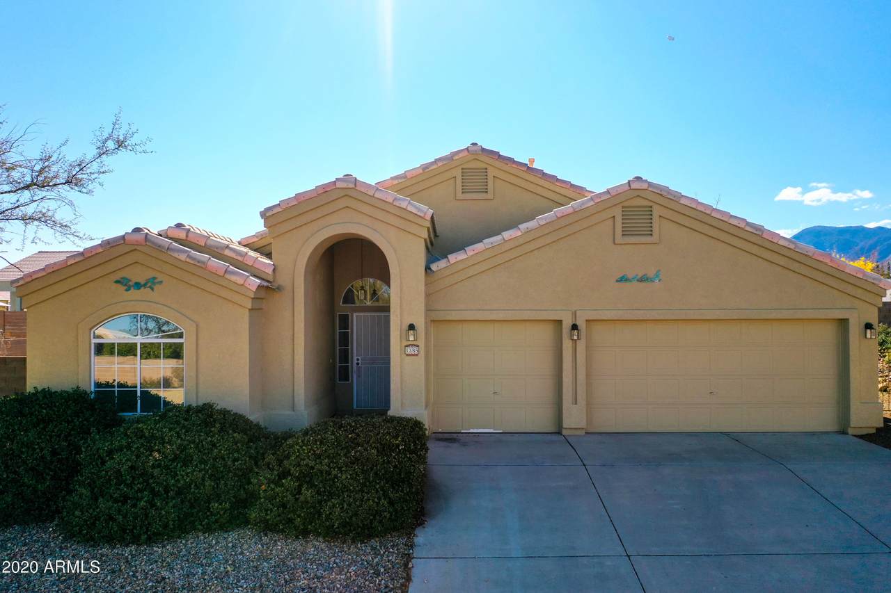 1388 Skyline Avenue - Photo 1