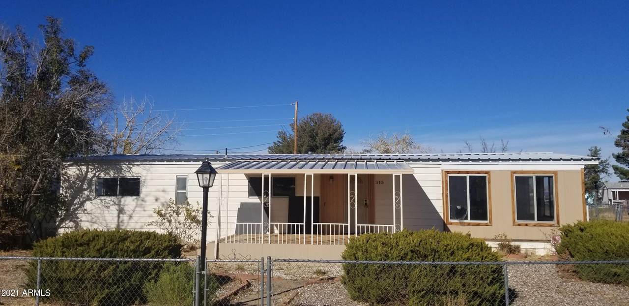 395 Danny Lane - Photo 1