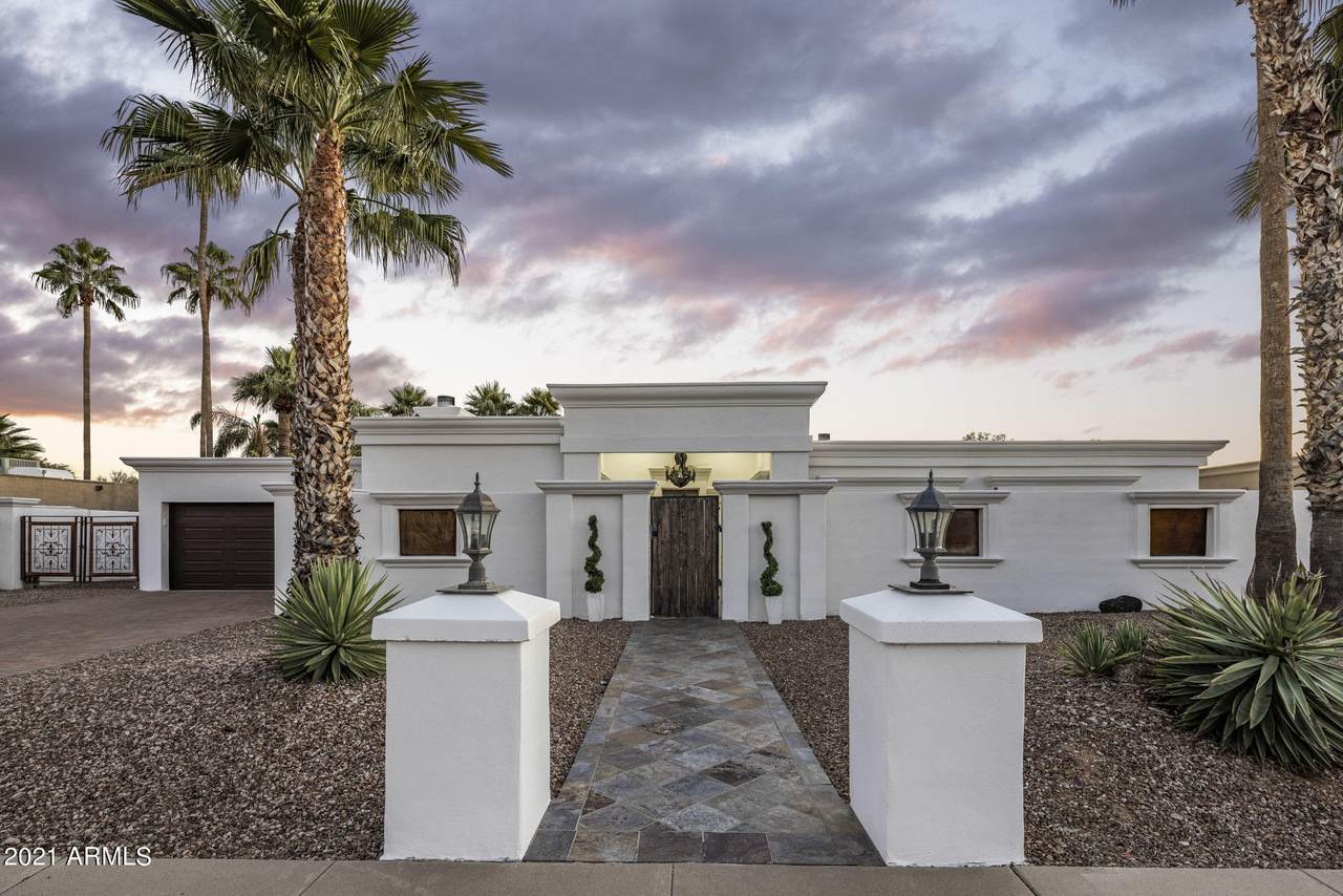 6511 Dreyfus Avenue - Photo 1
