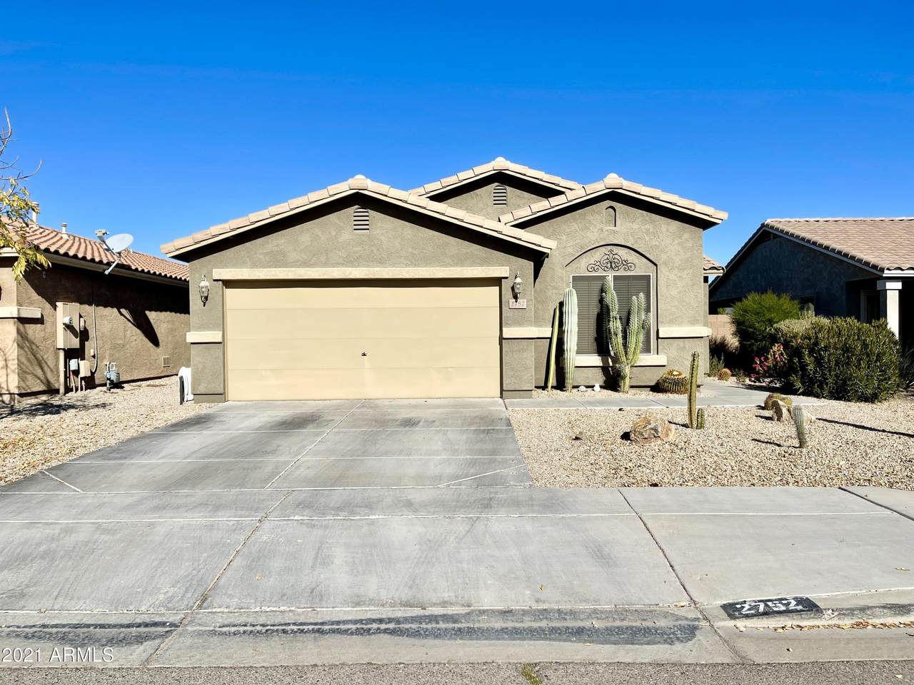 2752 Mira Drive - Photo 1