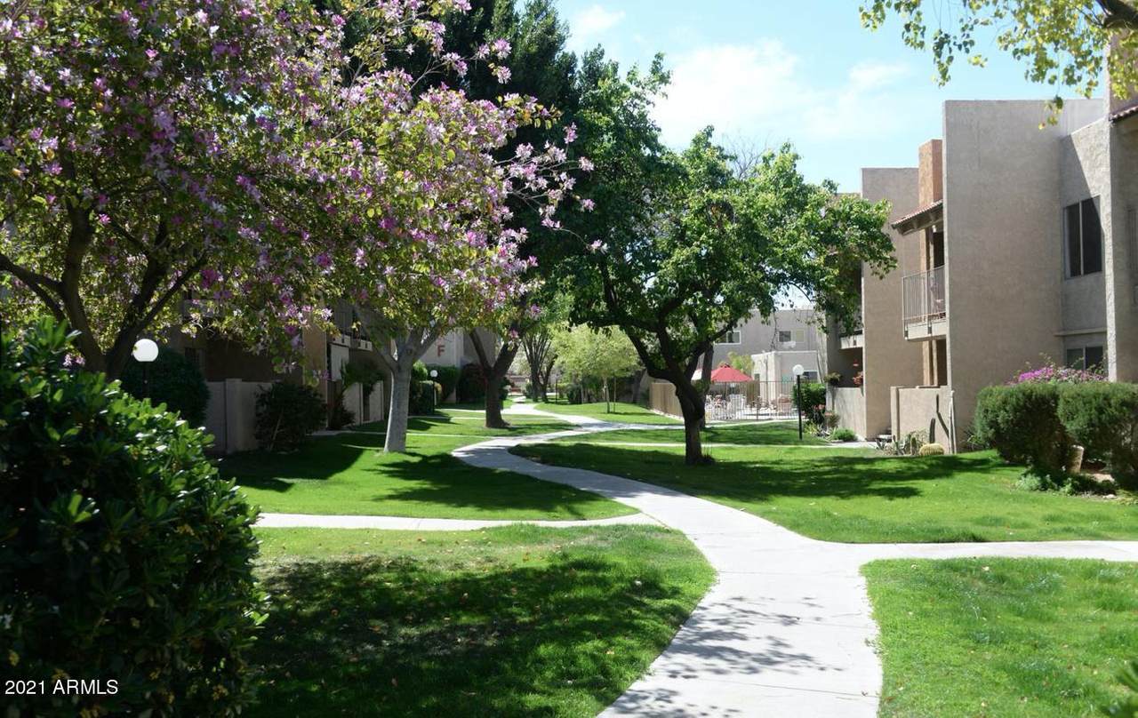 5525 Thomas Road - Photo 1