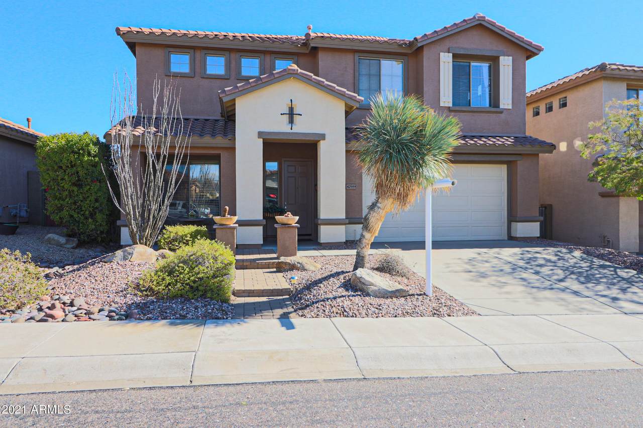 42919 Voyage Trail - Photo 1