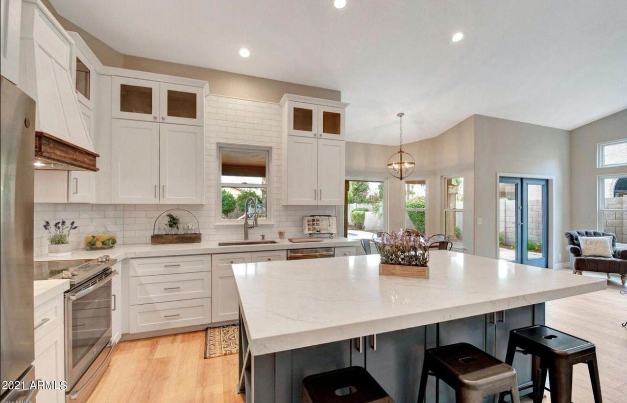 4825 Aire Libre Avenue - Photo 1