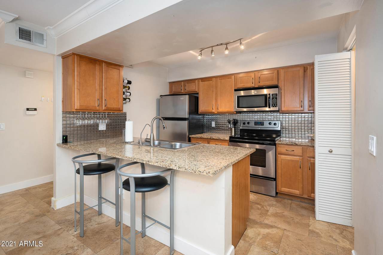 200 Southern Avenue - Photo 1