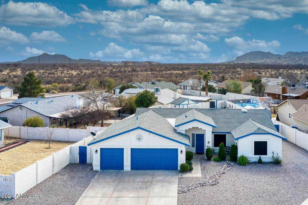 5010 Santiago Court - Photo 1
