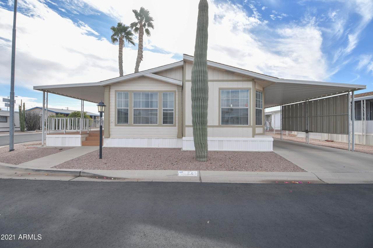 450 Sunwest Drive - Photo 1