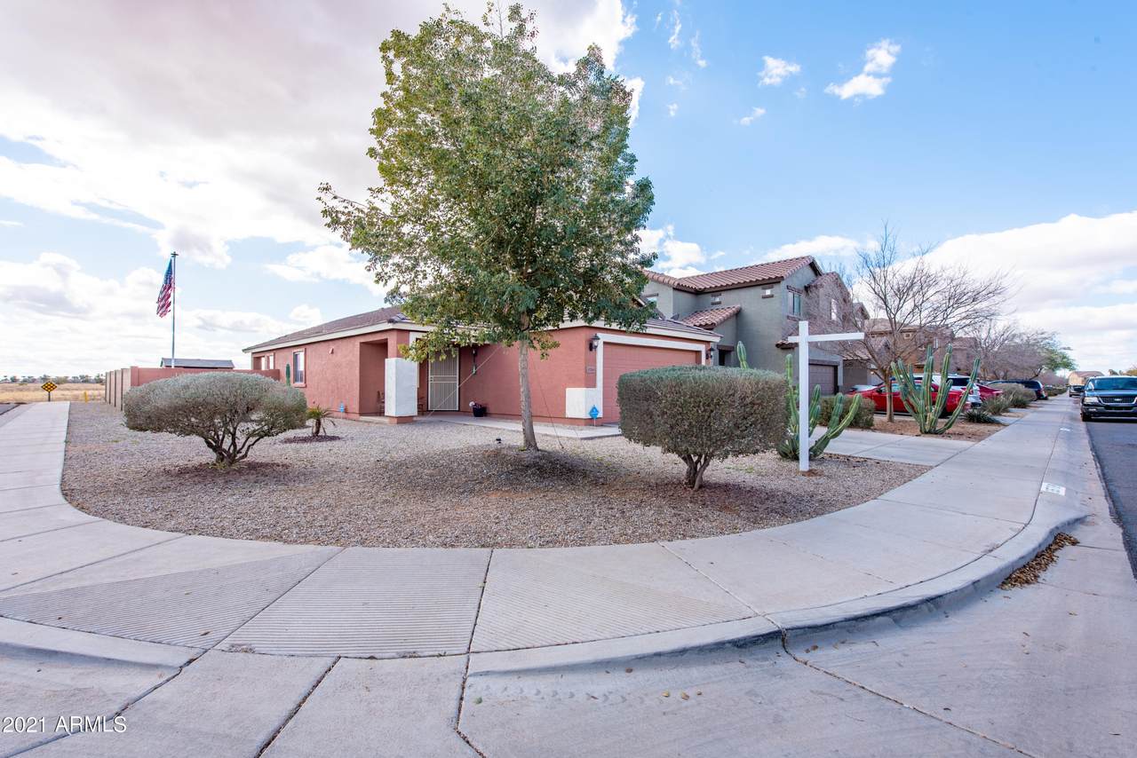 35789 Velazquez Drive - Photo 1
