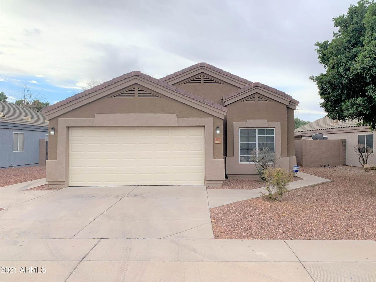 10253 Diamond Avenue - Photo 1