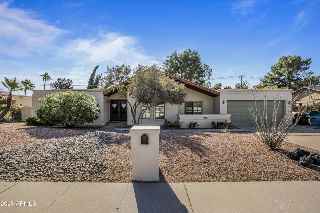 131 Country Gables Drive - Photo 1