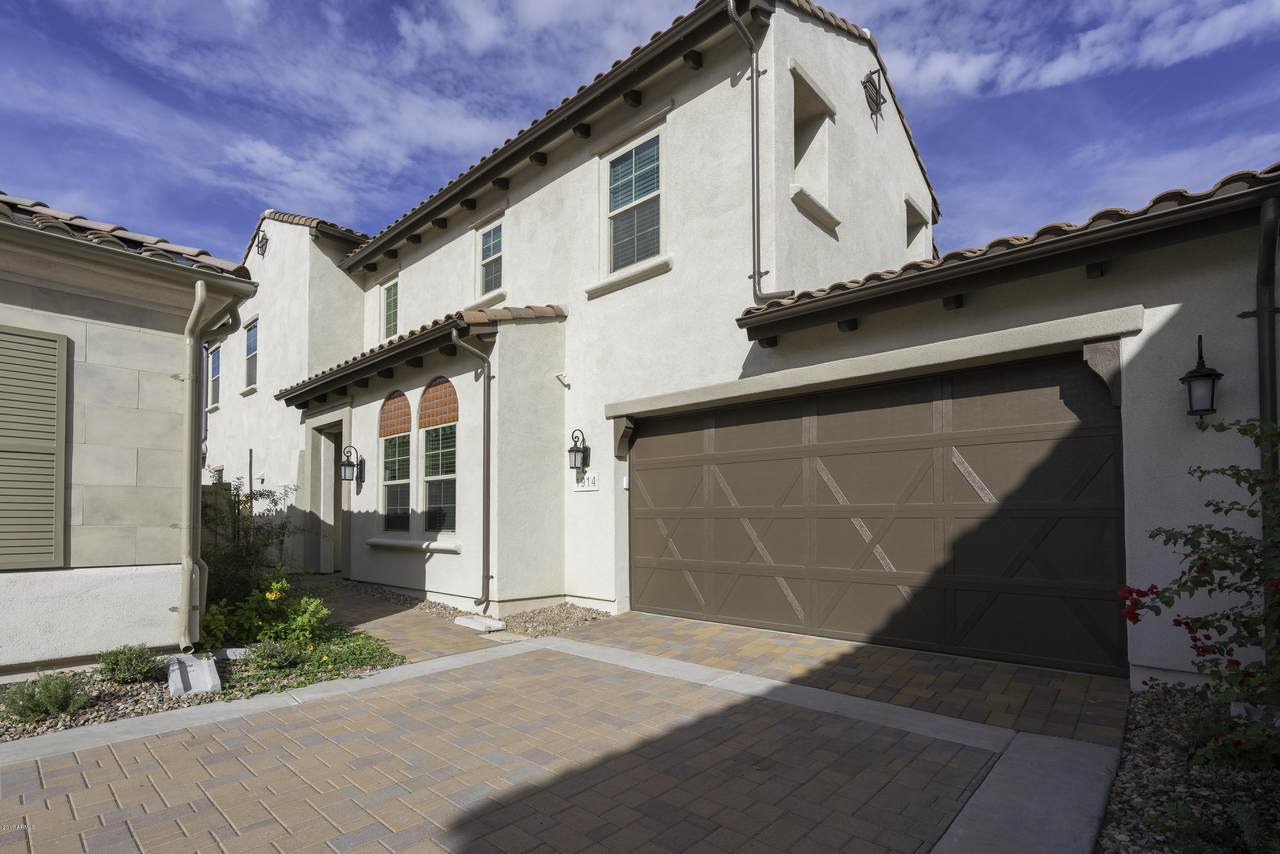 1914 Yellowstone Way - Photo 1