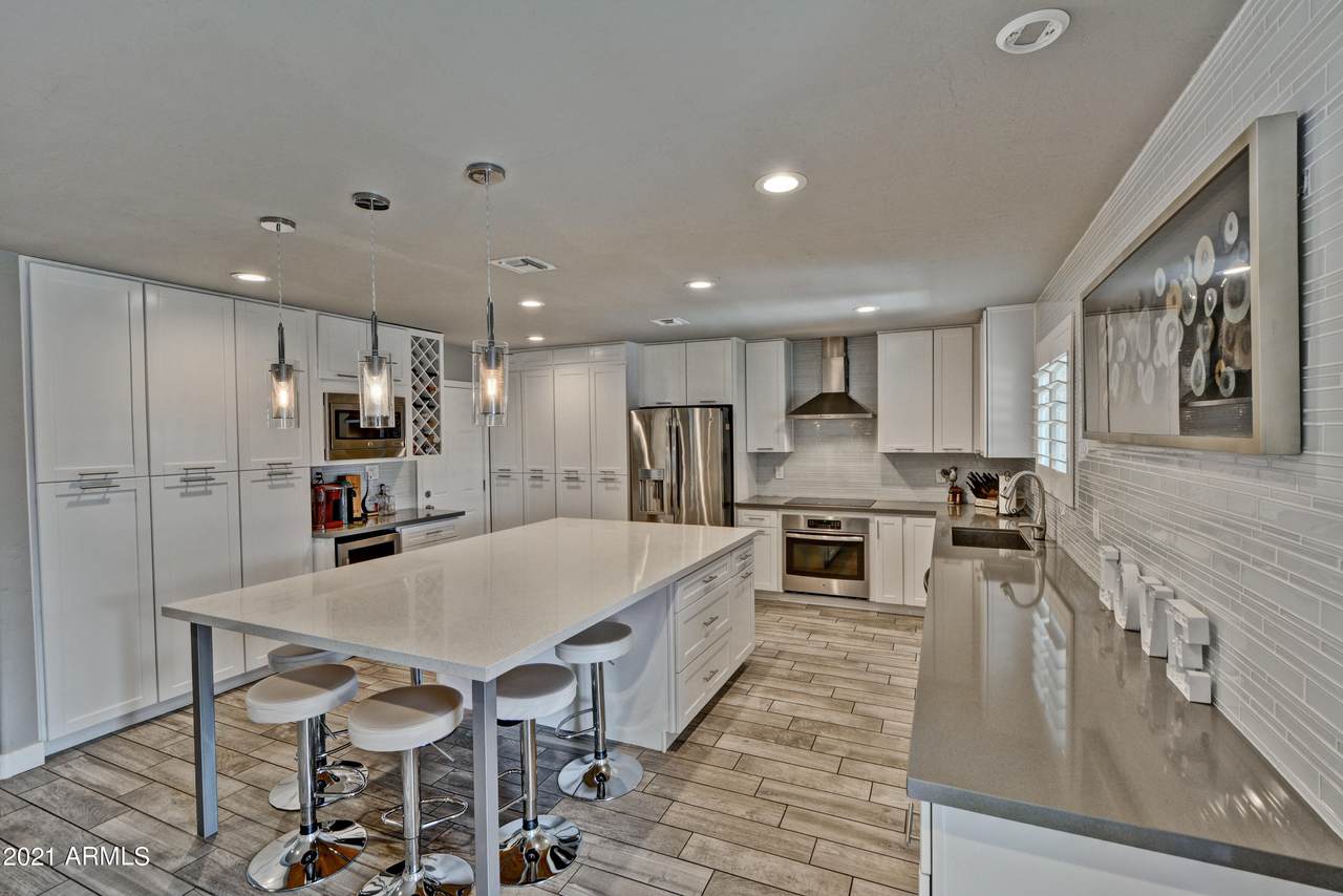 8445 Fairmount Avenue - Photo 1