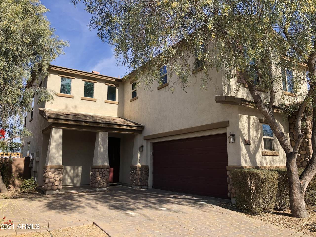 3084 Franklin Avenue - Photo 1