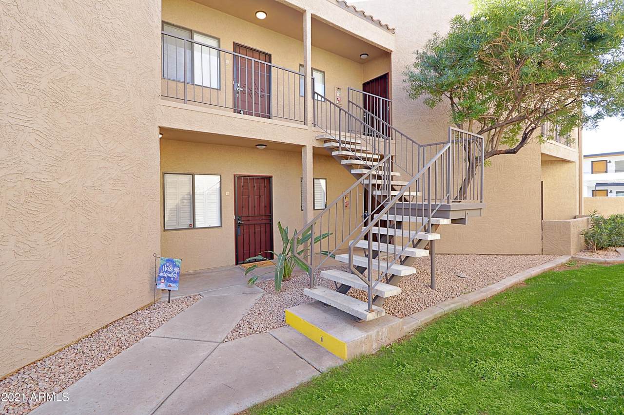 1352 Highland Avenue - Photo 1
