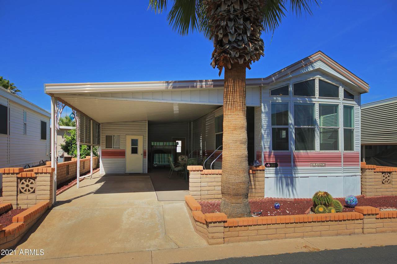 111 Greenfield Road - Photo 1