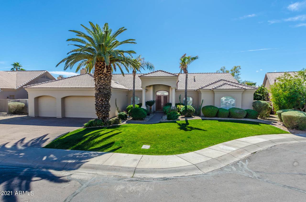 9445 Shangri La Road - Photo 1