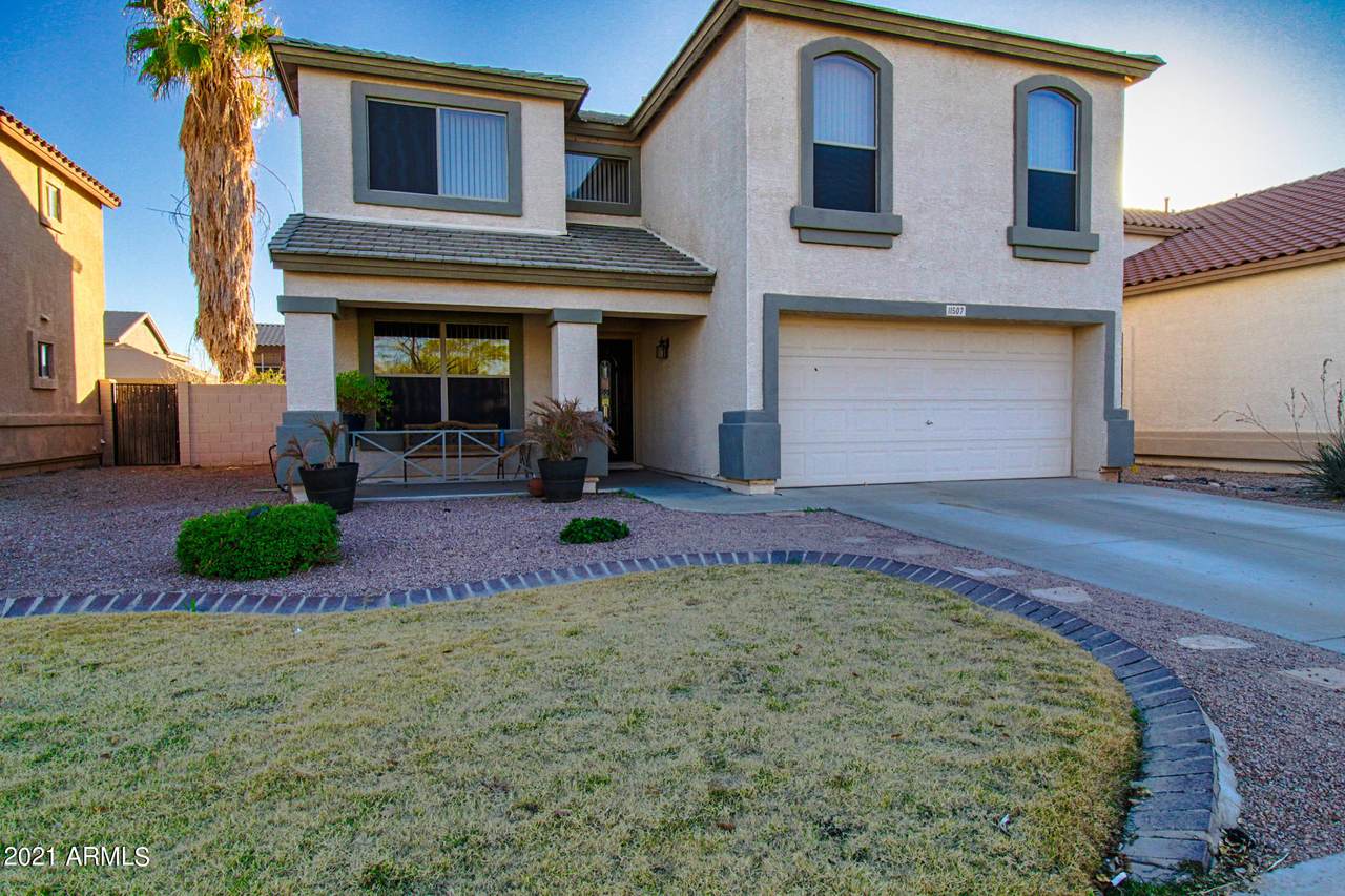 11507 Persimmon Avenue - Photo 1