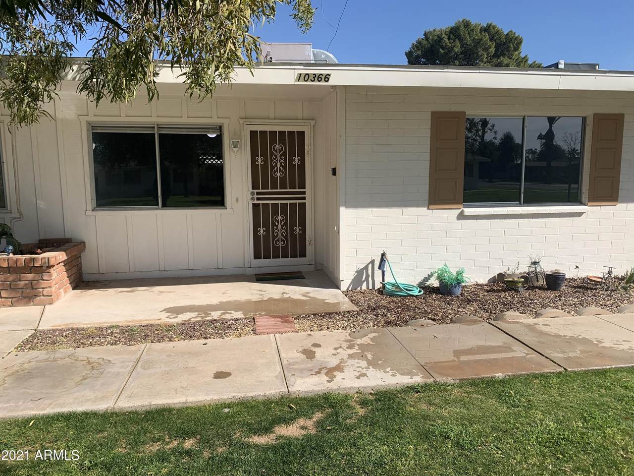 10366 Deanne Drive - Photo 1