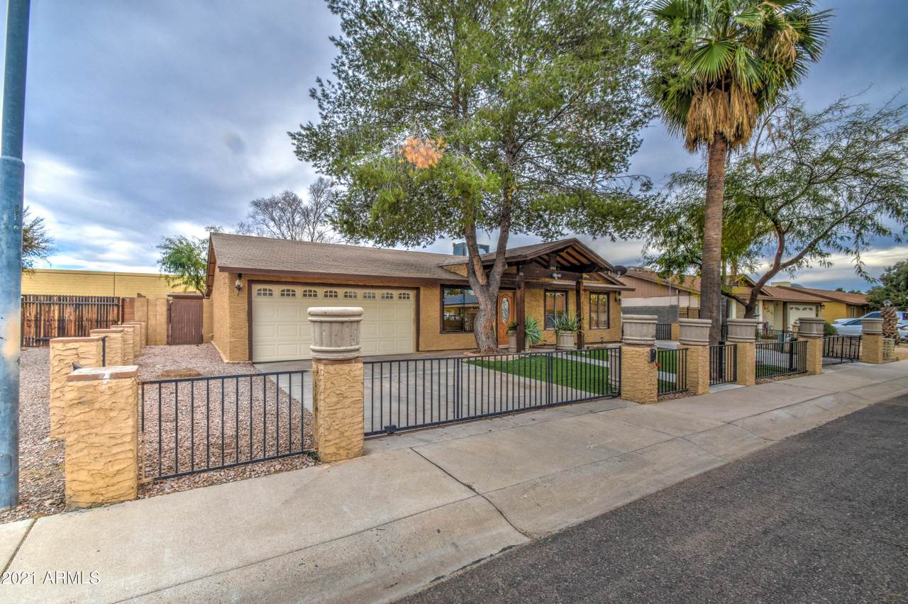 17629 36TH Street - Photo 1