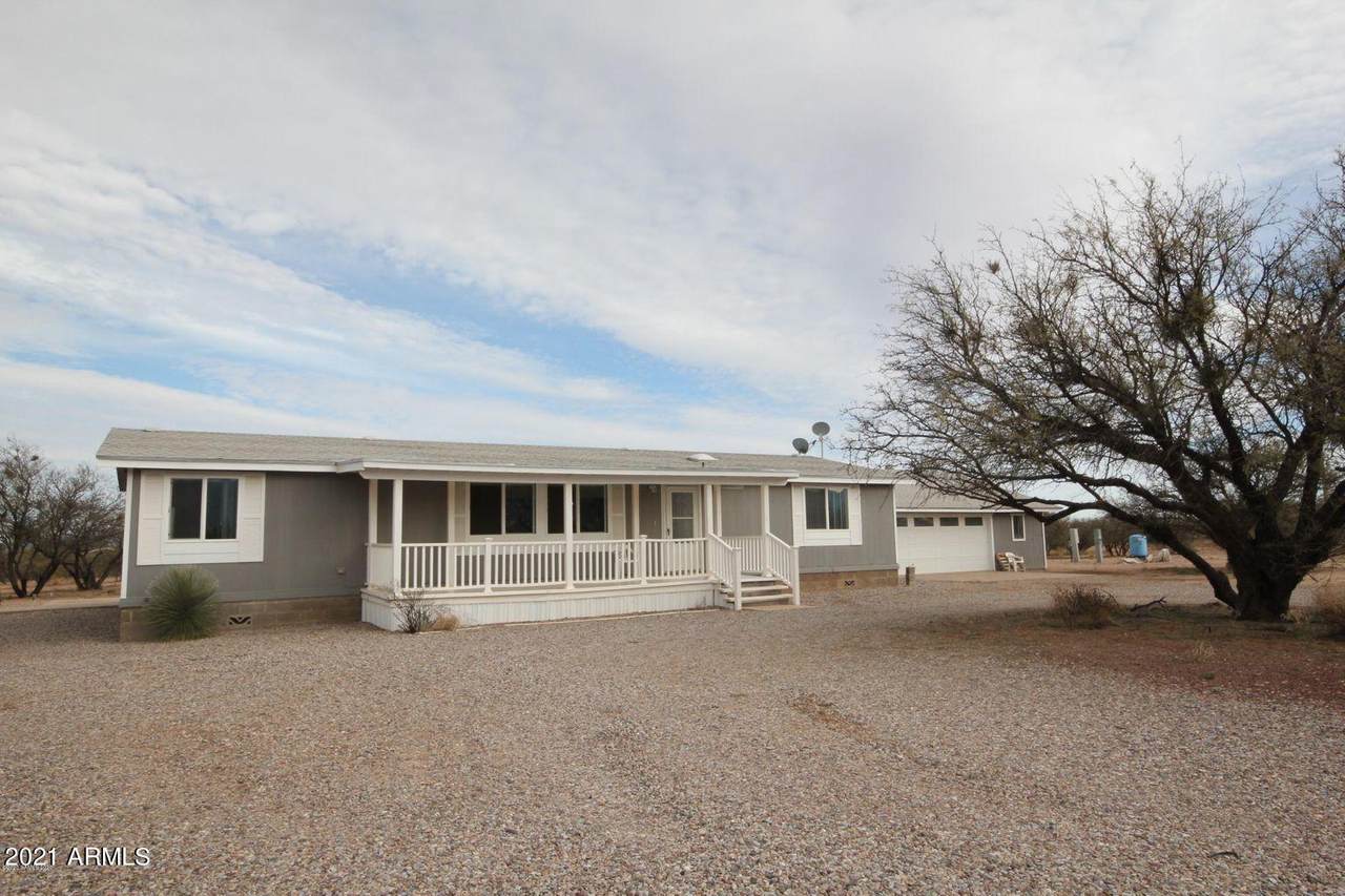 8113 Madera Drive - Photo 1