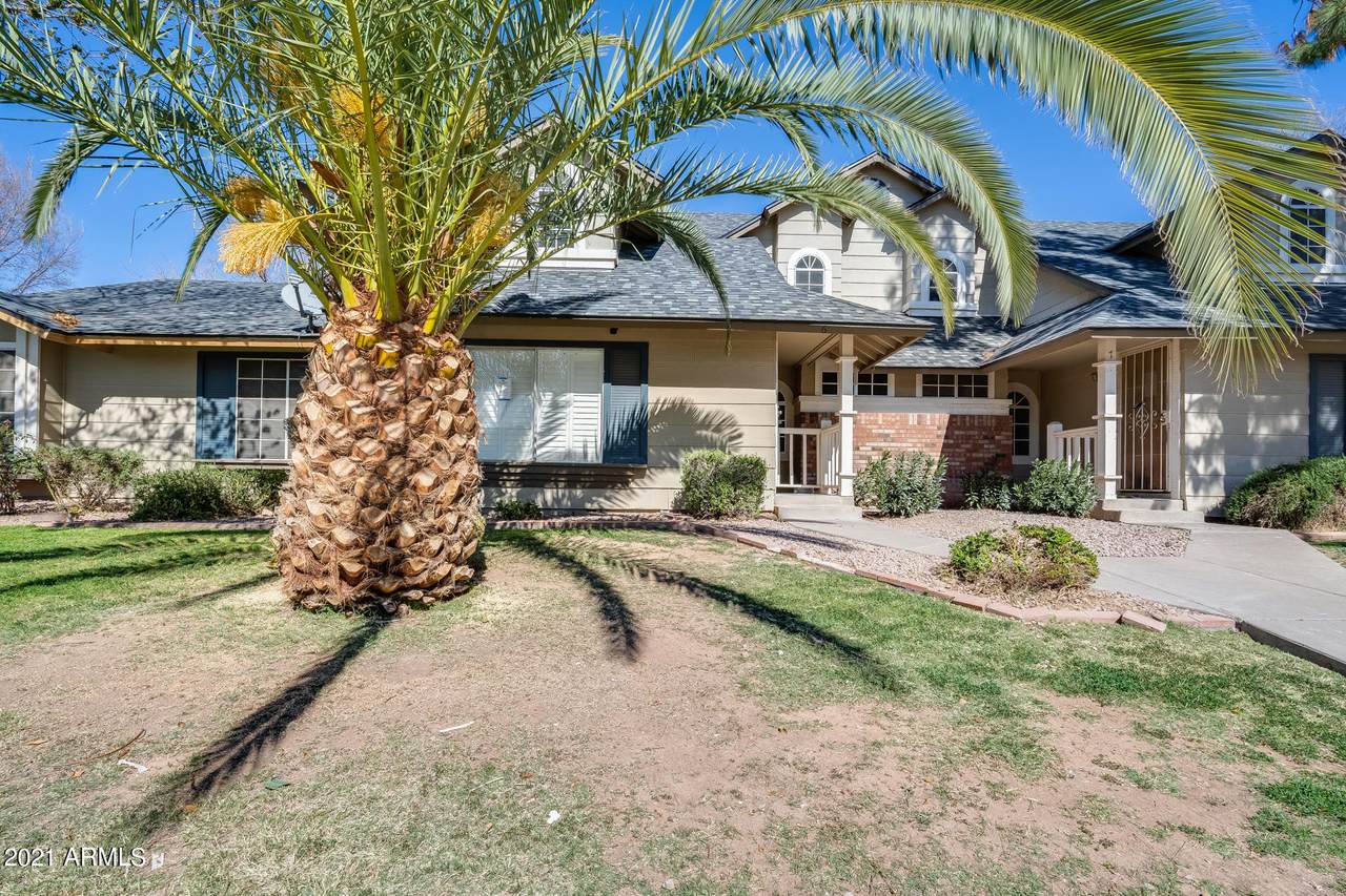 10100 89TH Avenue - Photo 1