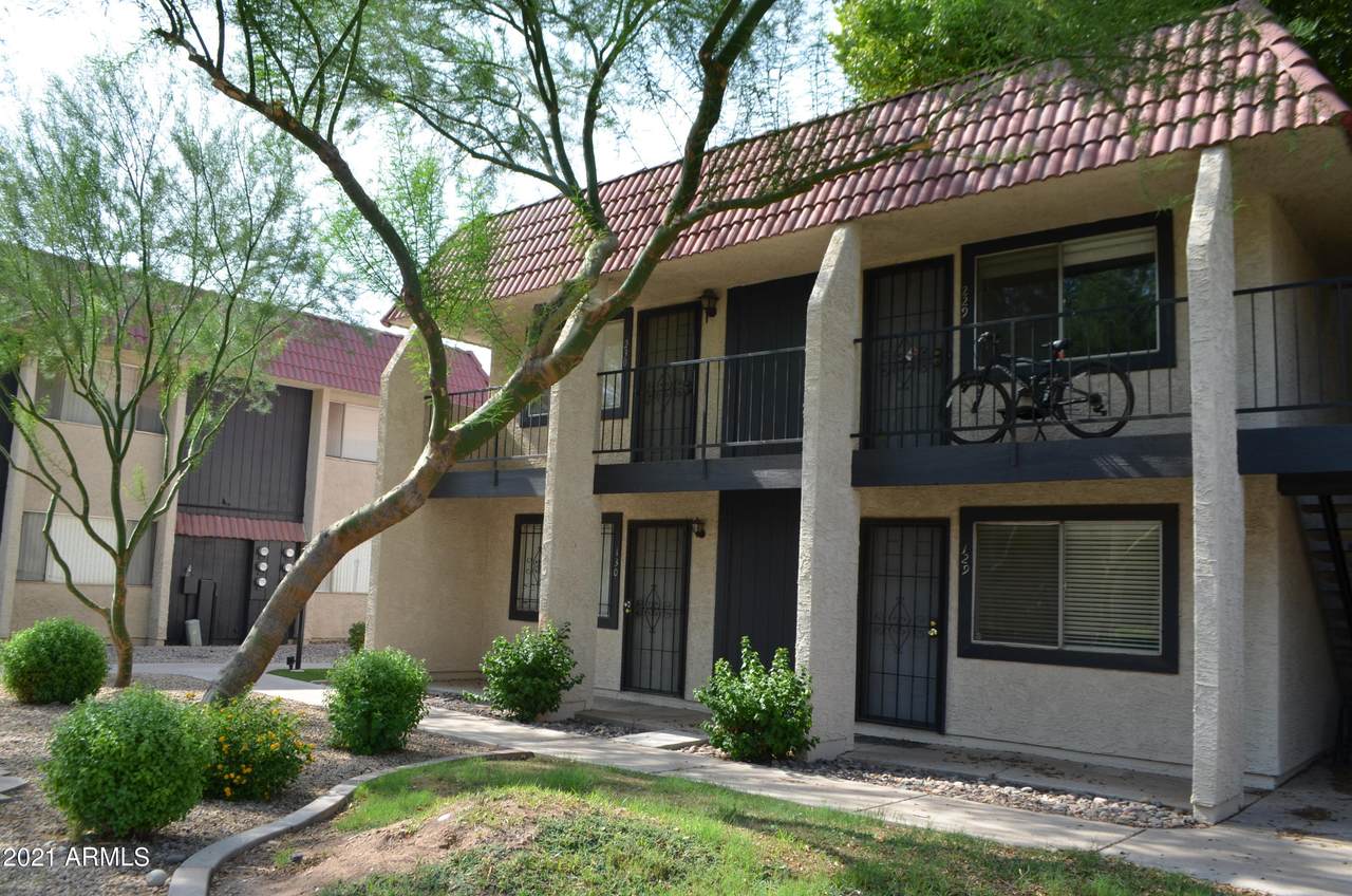 700 University Drive - Photo 1