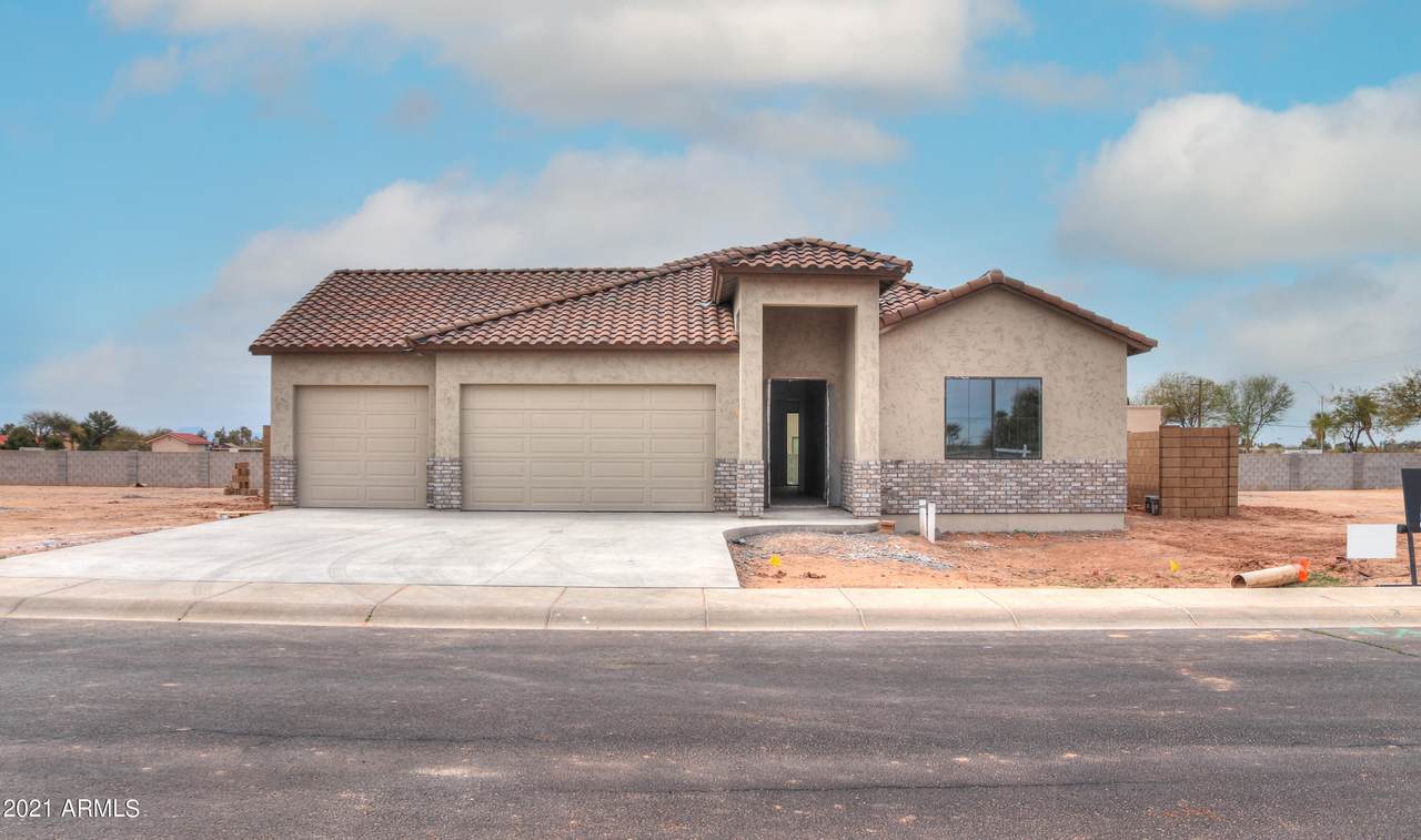 1585 Himosa Drive - Photo 1