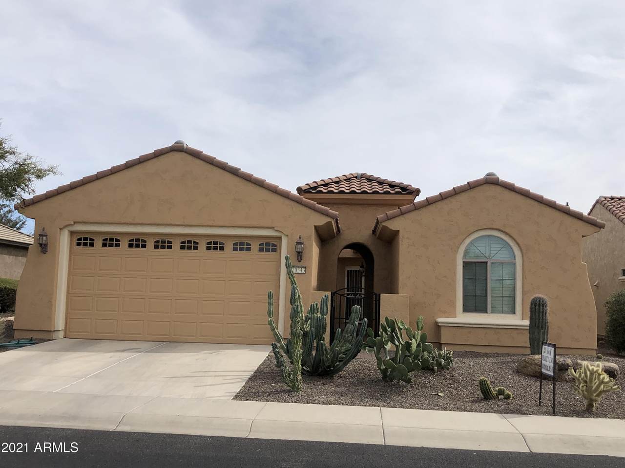 20343 271st Avenue - Photo 1