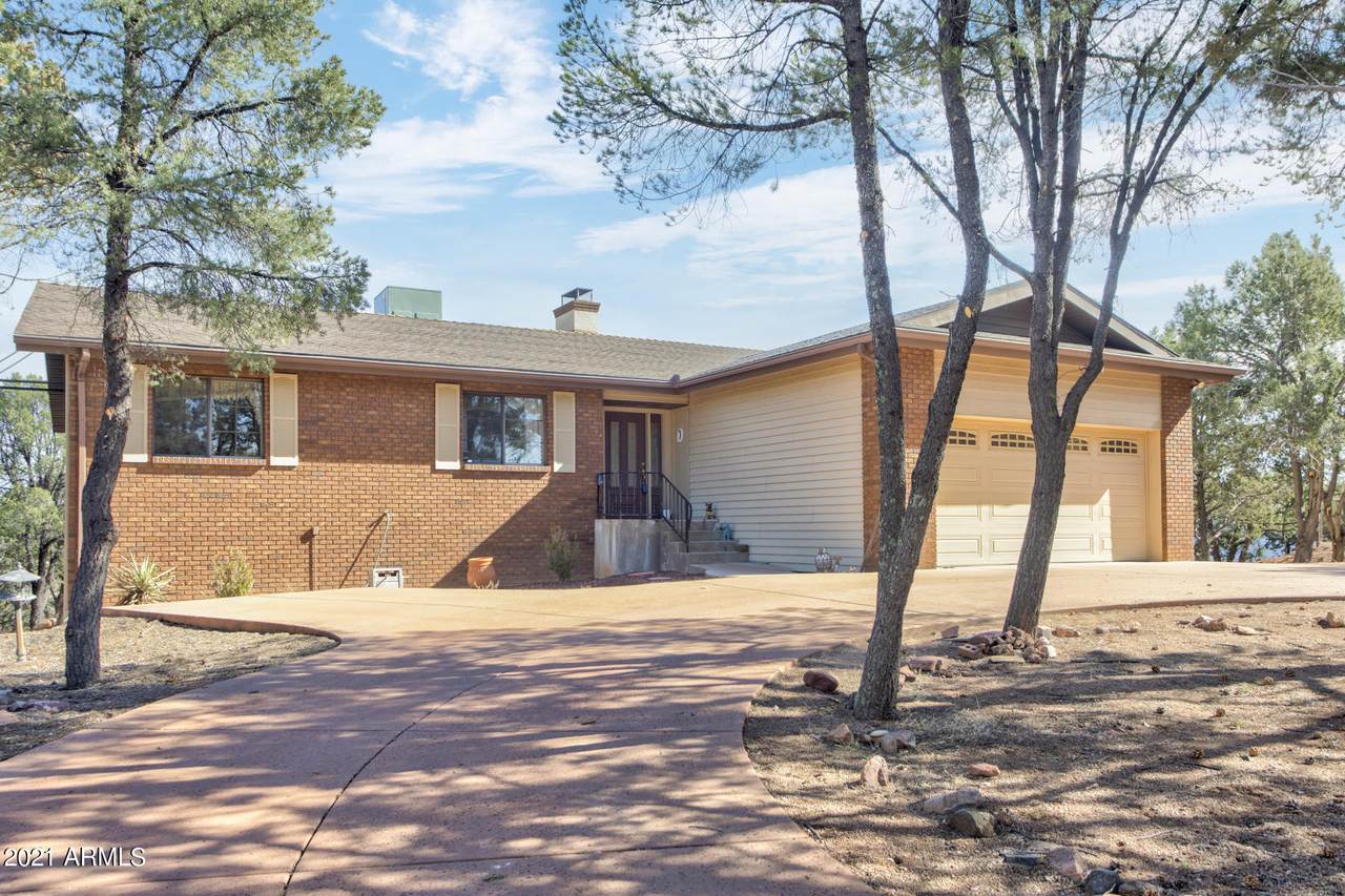 1307 Camelot Drive - Photo 1