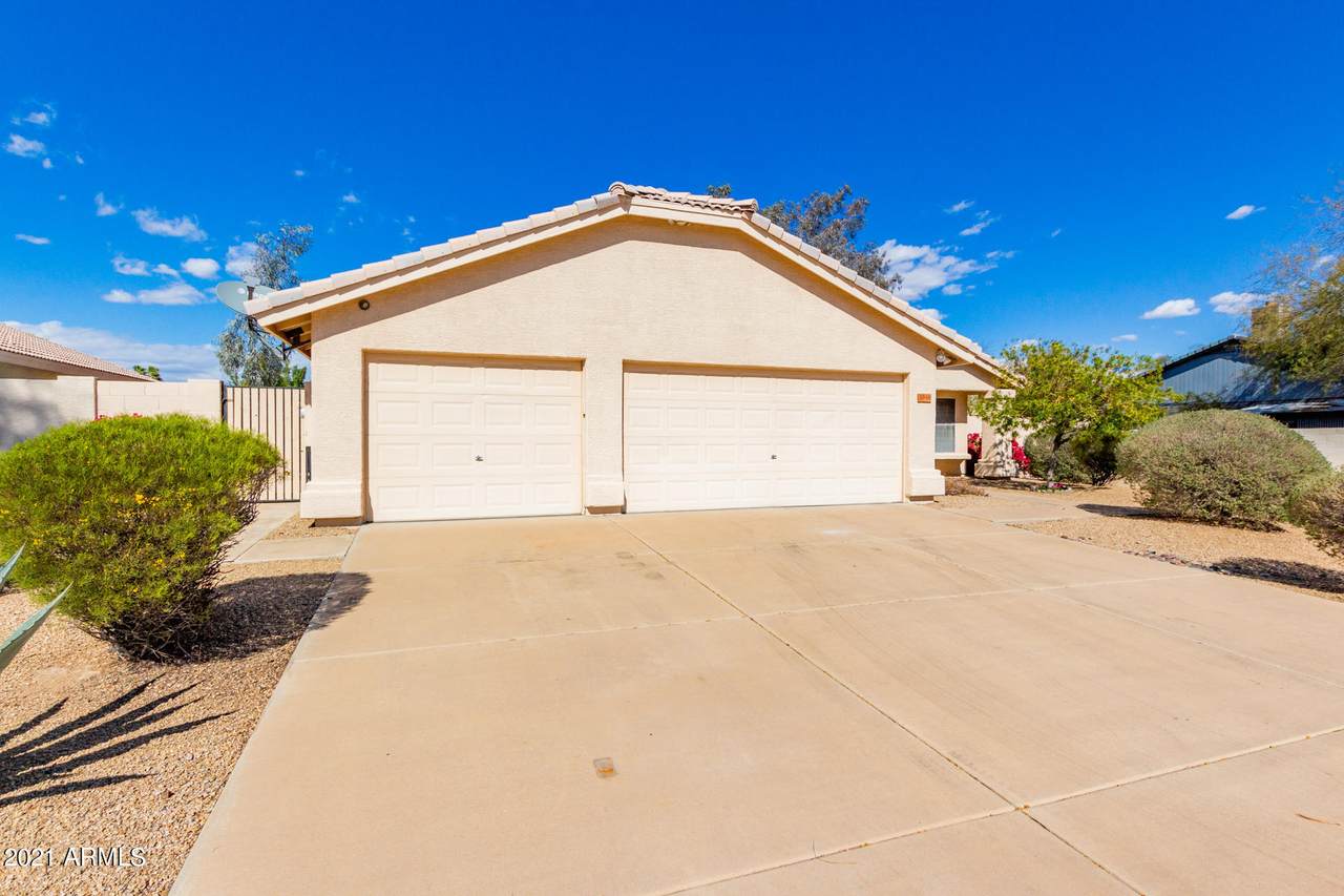 3046 Emile Zola Avenue - Photo 1