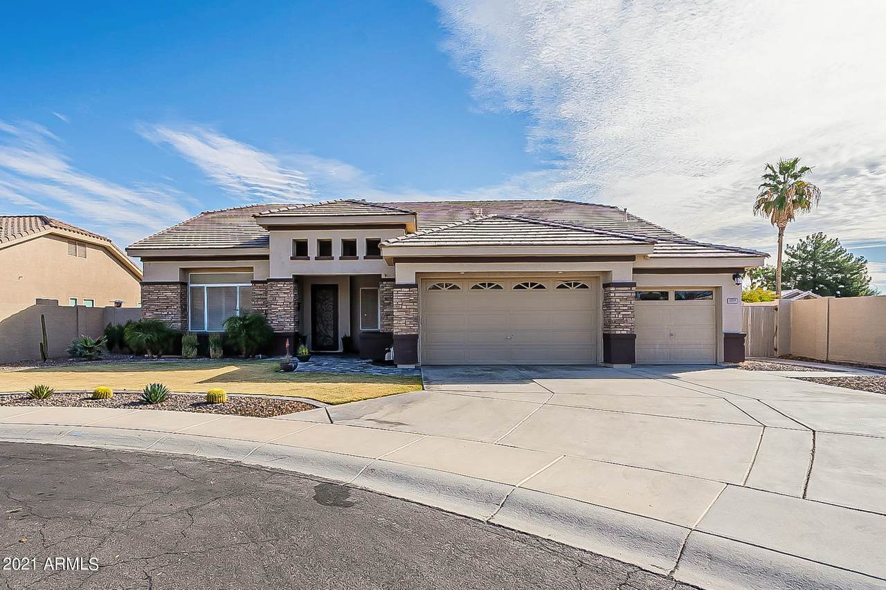 633 Danyell Court - Photo 1