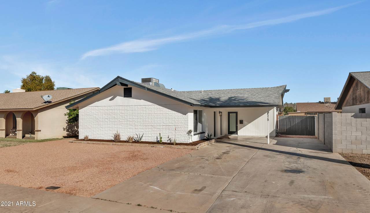 2528 Hermosa Drive - Photo 1
