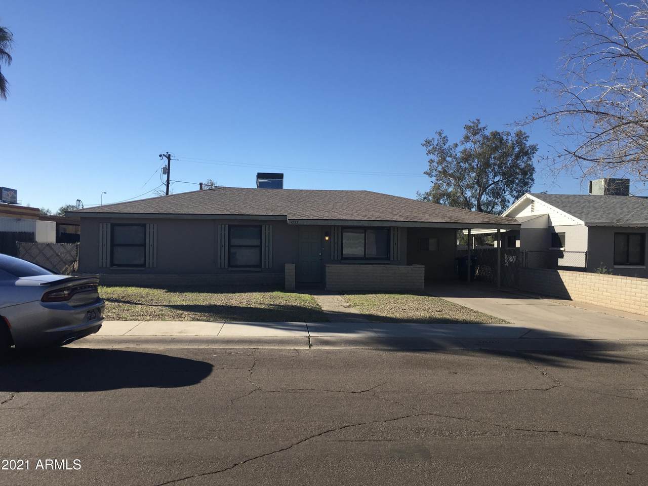 1227 Henry Street - Photo 1