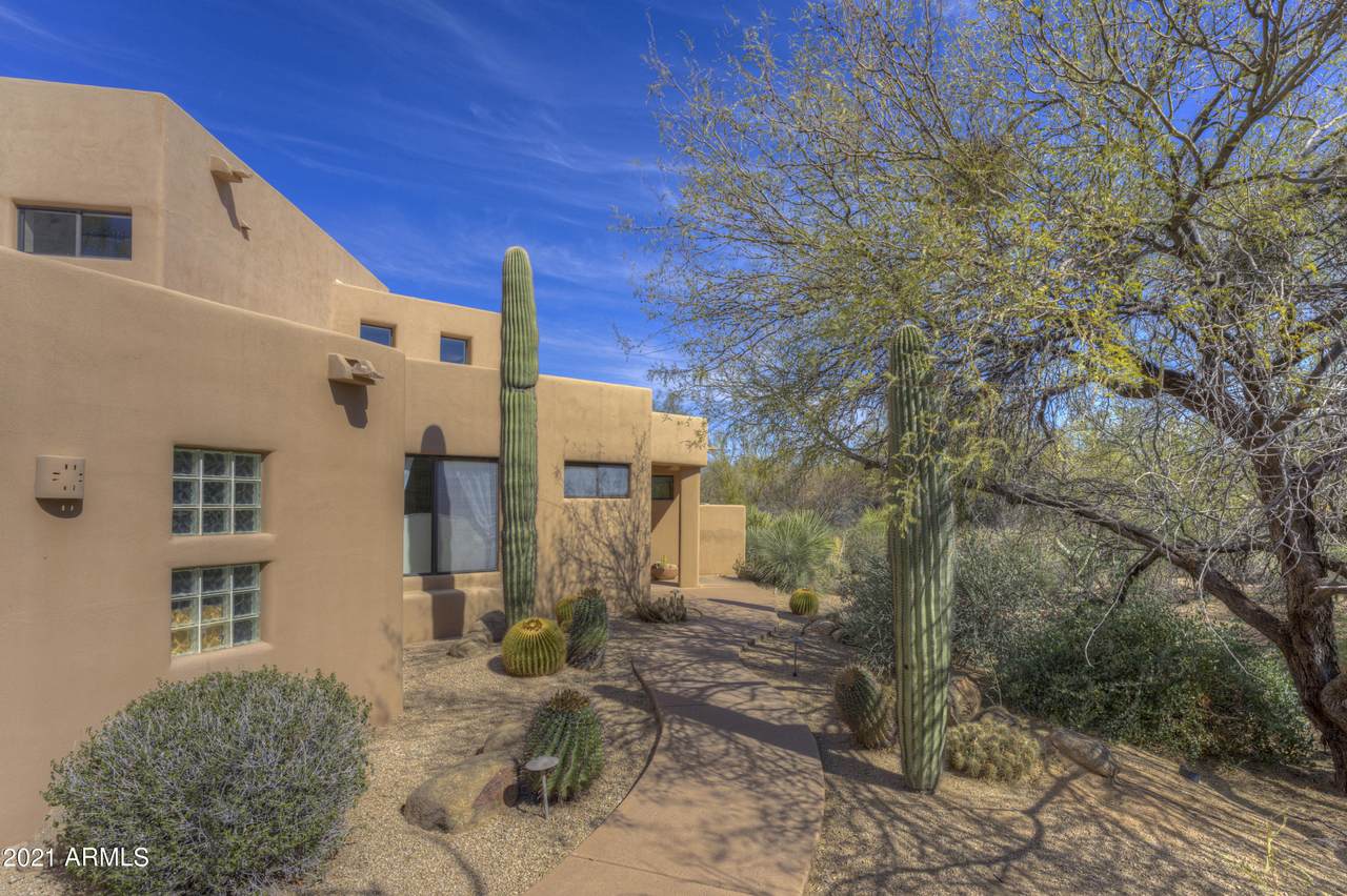 7800 Boulders Parkway - Photo 1