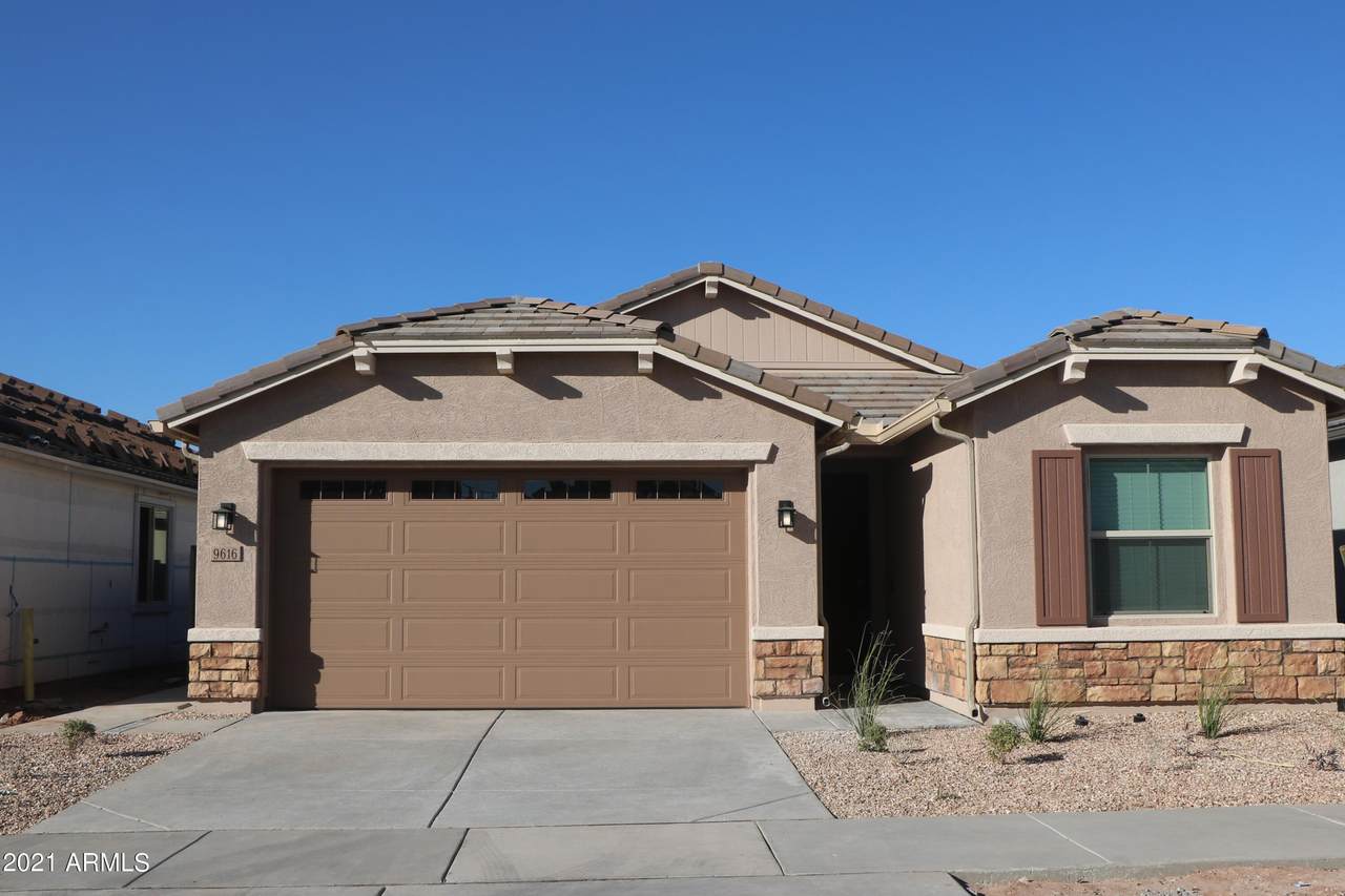 9616 Thunderbolt Avenue - Photo 1
