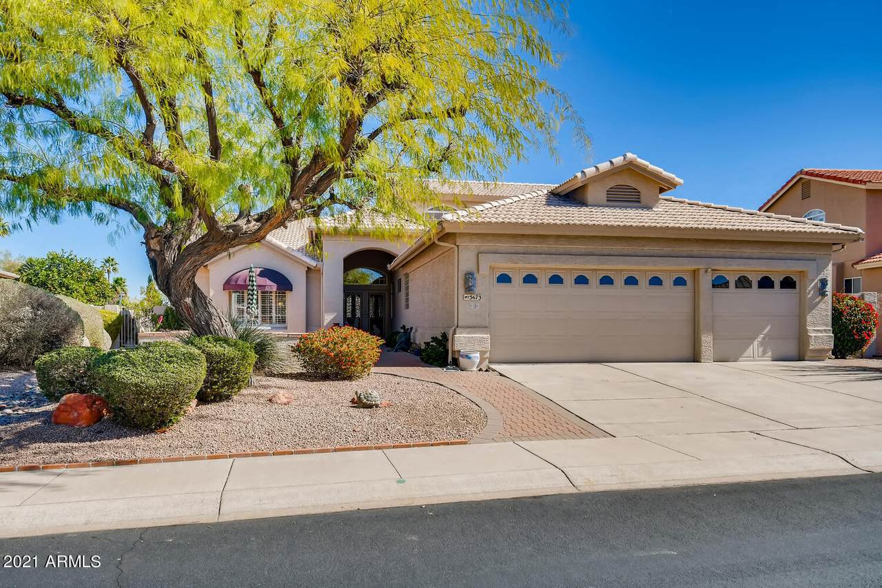 5673 Amberwood Drive - Photo 1