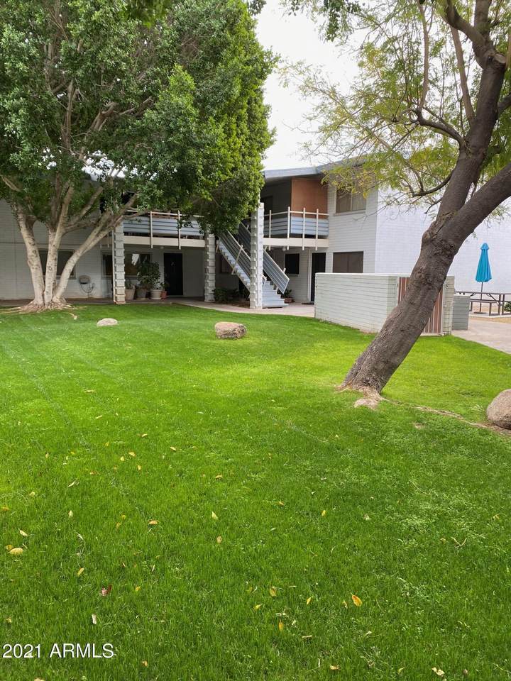 721 Montebello Avenue - Photo 1