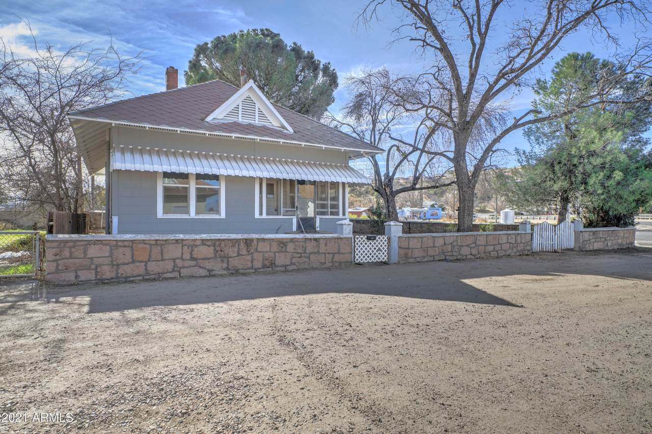 118 Railroad Court - Photo 1