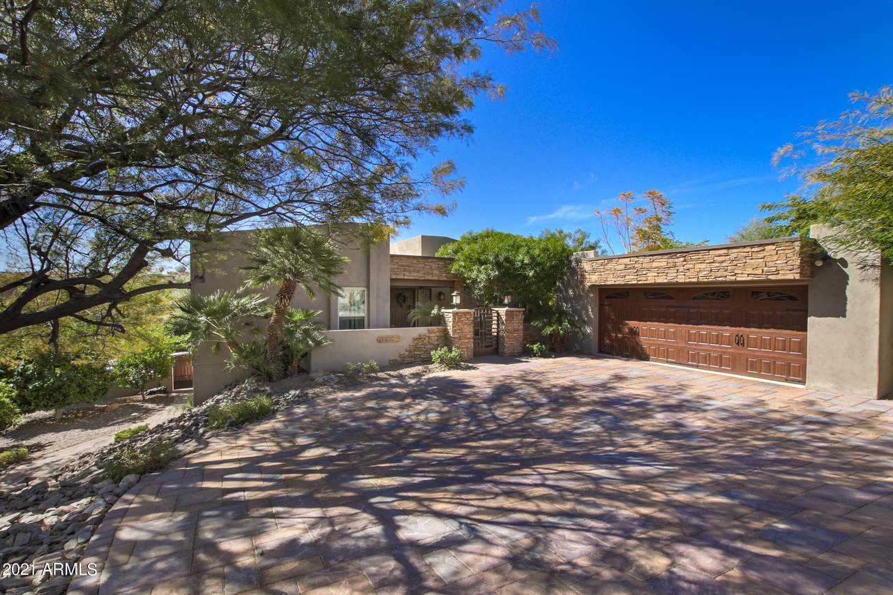 11604 Manitou Drive - Photo 1