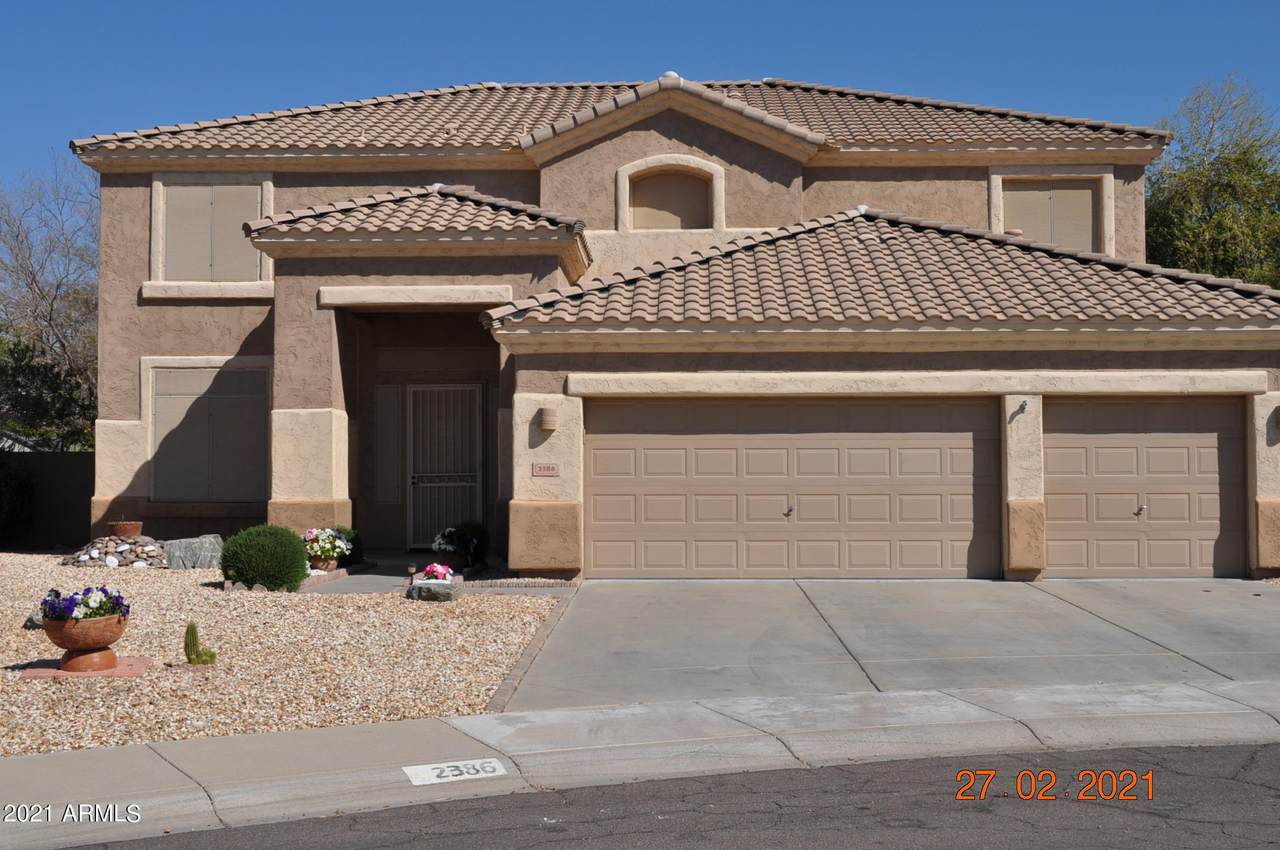 2386 Oakland Street - Photo 1