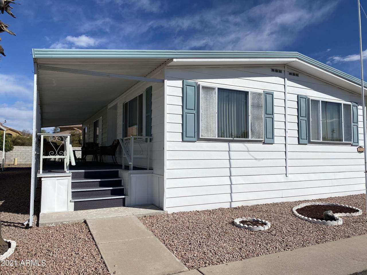 4065 University Drive - Photo 1