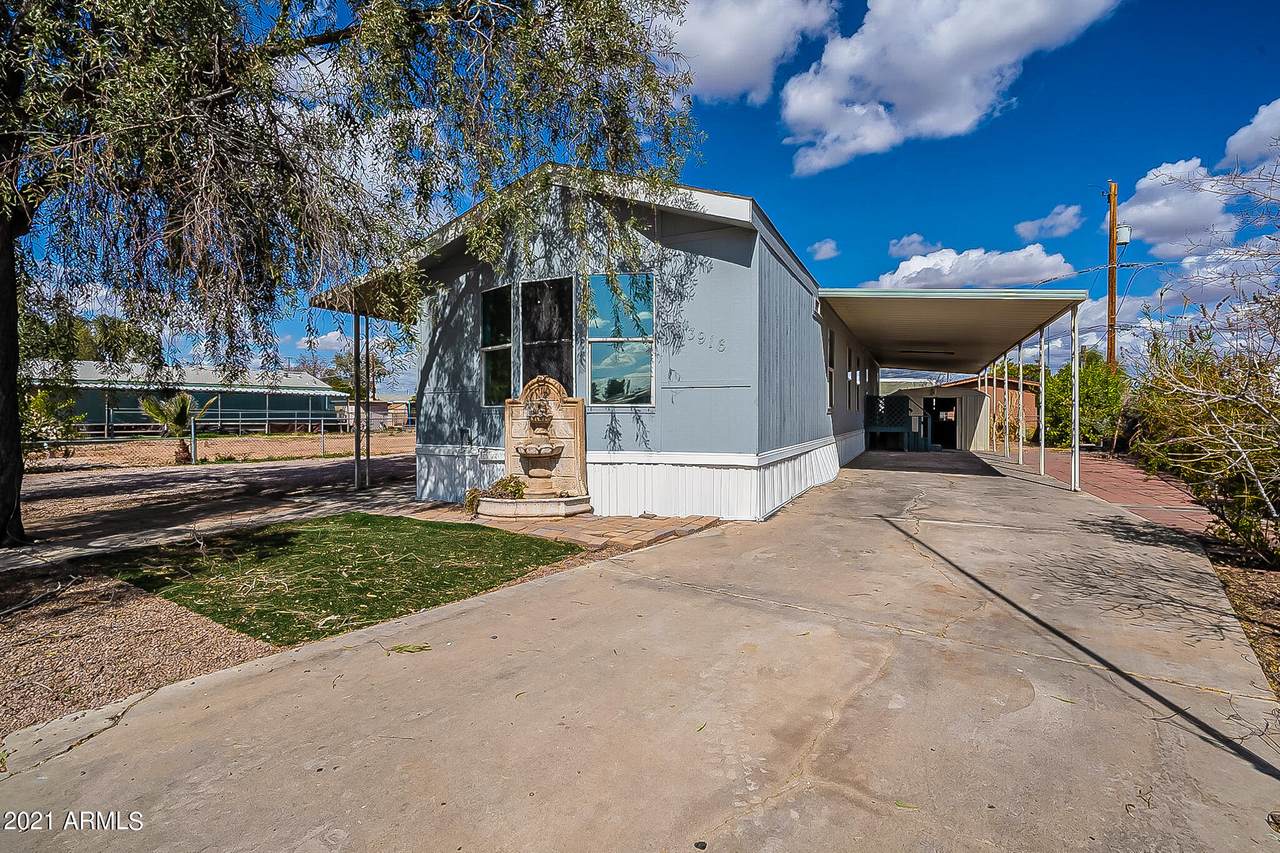 3916 Balsam Avenue - Photo 1