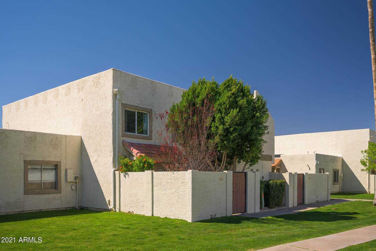 7830 Valley Vista Drive - Photo 1