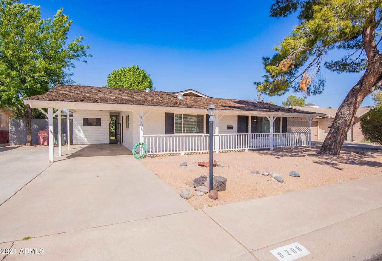 8208 Mackenzie Drive - Photo 1
