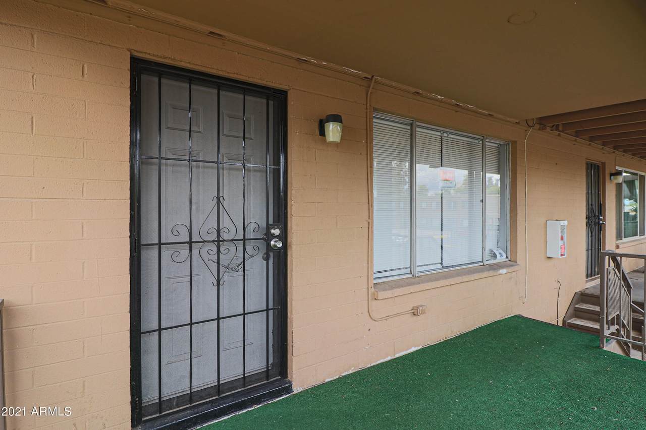 2413 Hazelwood Street - Photo 1