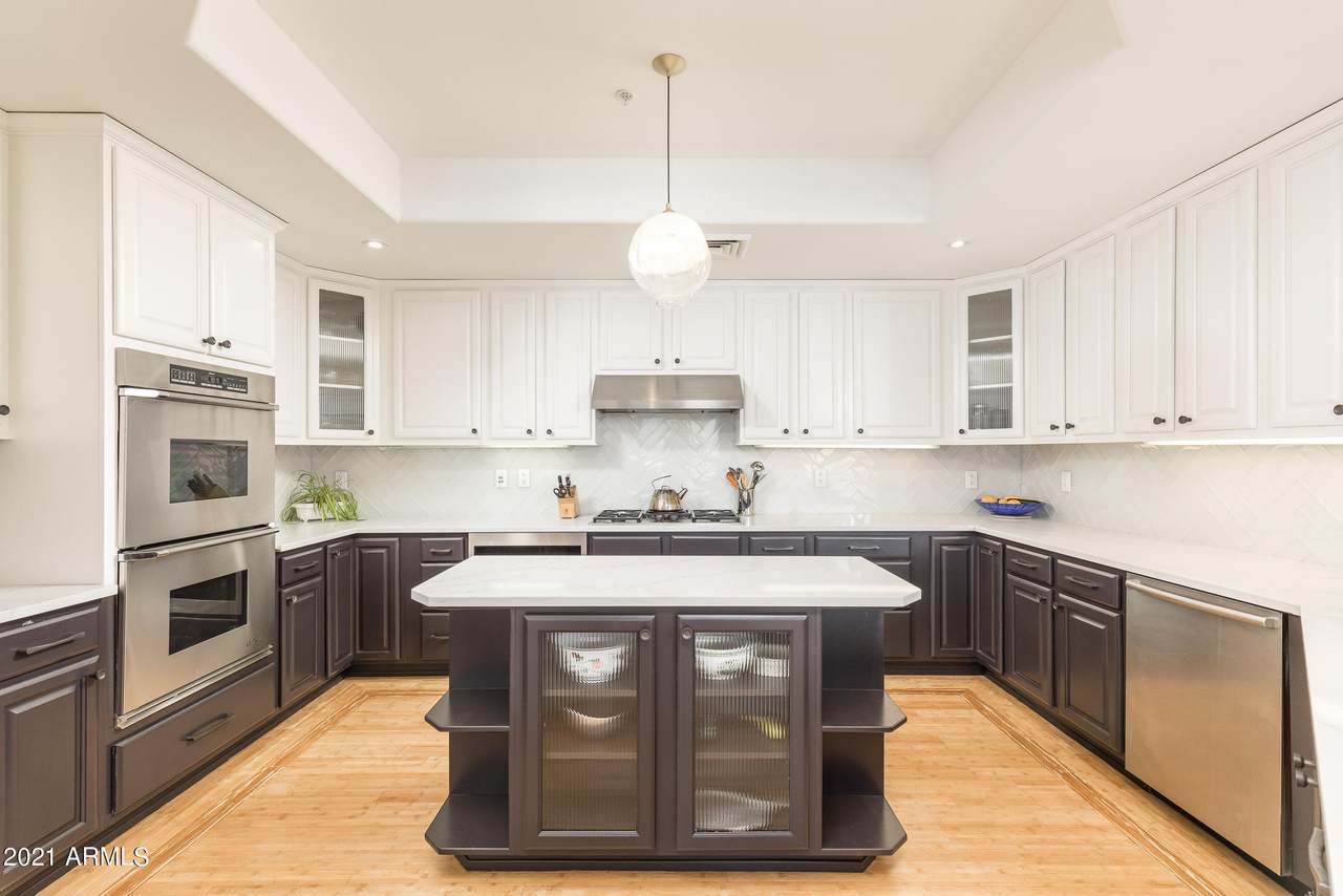 15802 71ST Street - Photo 1