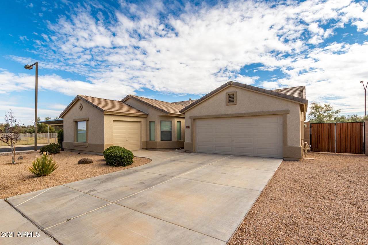 17329 Statler Street - Photo 1